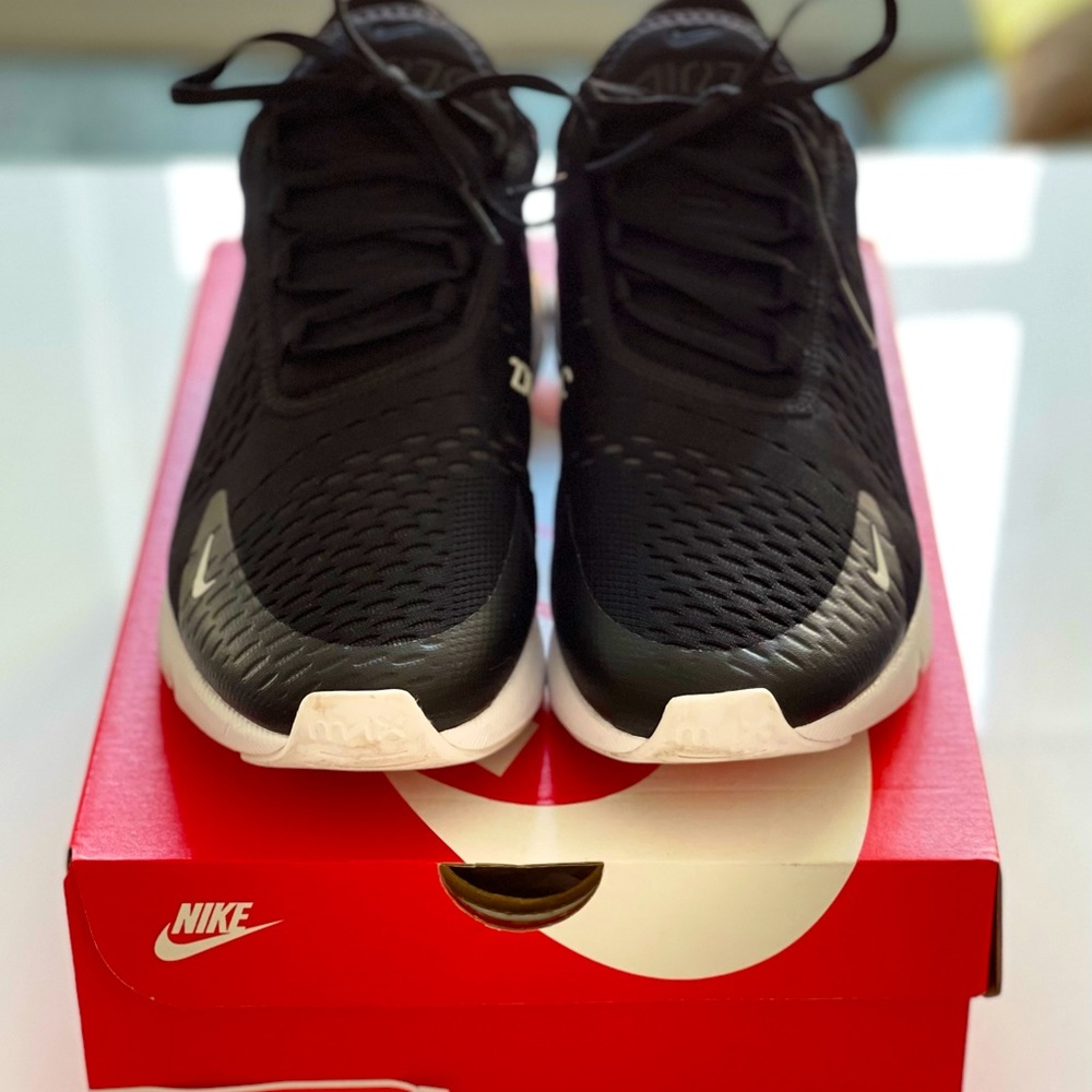 Nike Air Max 270
